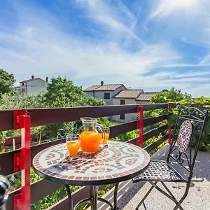 Three-bedroom Meden Pomer